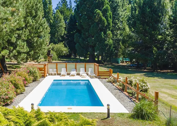 Cabañas Villa Labrador con costa de lago San Carlos de Bariloche